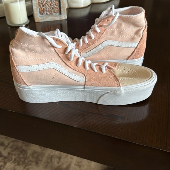 NWOB VANS Sk8-Hi Tapered Sneaker Platform Suede Peach Canvas - Picture 2 of 5